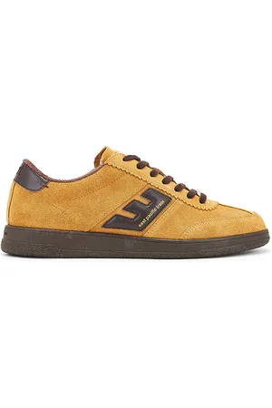 East Pacific Trade Santos Sneaker in . Size 43, 45.