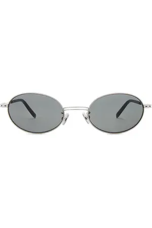 St Agni Oval Sunglasses in .