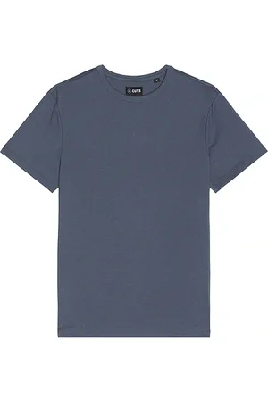 Cuts Curve Hem Tee in . Size M, S, XL/1X.