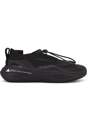adidas Sportswear Low Ground Sneaker in . Size 7, 8, 8.5, 9.