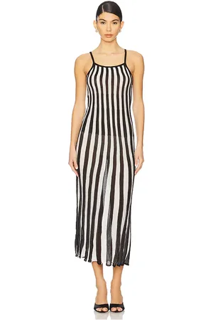 Solid Kaylee Dress in Black,White. Size M, S, XL.