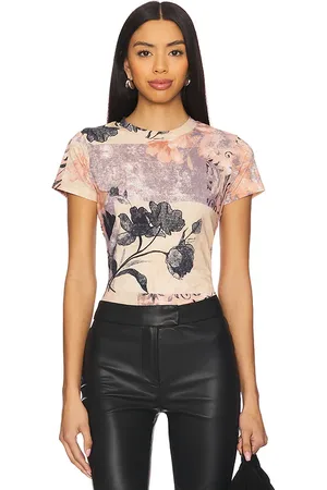 Lioness Clubhouse Tee in . Size S, XS, XXS.