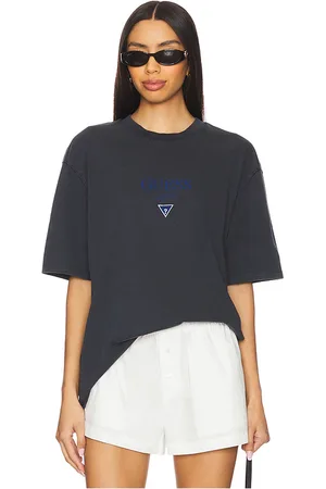 Guess Printed Baker Logo Tee in . Size M, S, XL/1X.
