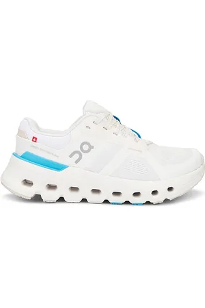 On Running Cloudrunner 2 Sneaker in . Size 10.5, 7, 8, 8.5, 9, 9.5.