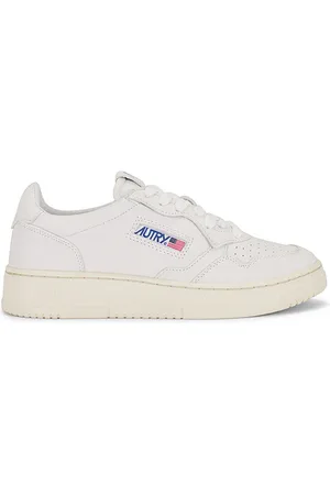 Autry Medalist Low Sneaker in . Size 39.