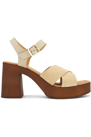 Seychelles Paloma Platforms in . Size 6.