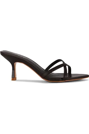 Raye Ivy Sandal in . Size 7.