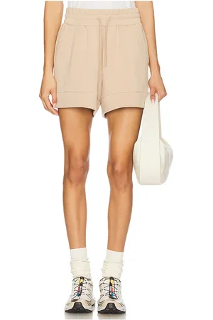 Varley Atrium High Rise Short in . Size M, S, XS.