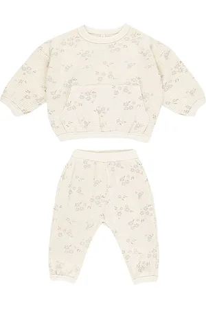 Quincy Mae Kids Waffle Slouch Set in . Size 4-5yr.