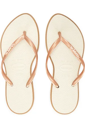 Havaianas Slim Point Sandal in . Size 37/38, 39/40, 41/42.
