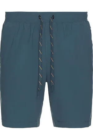 Rhone 7 Pursuit Short in . Size S, XL/1X.