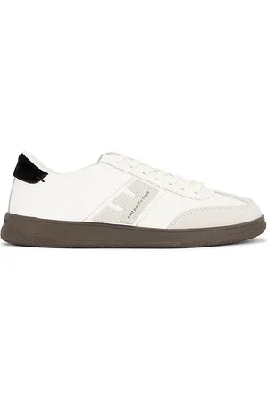 East Pacific Trade Santos Sneakers in . Size 41, 42, 43, 44.