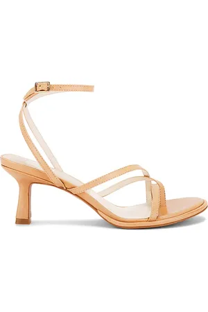 Dolce Vita Morah Sandal in . Size 6.5, 7, 7.5, 8, 8.5, 9, 9.5.