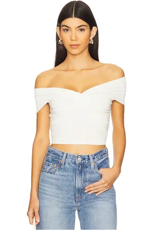 GOOD AMERICAN Raon Jersey Twist Off Top in . Size M, S, XL/1X, XS, XXL/2X, XXXL/3X, XXXXL/4X.