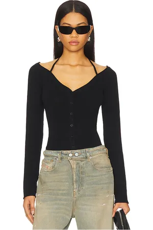 GOOD AMERICAN Stretch Rib Knit Off Shoulder Top in . Size L, M, S, XXL/2X, XXXL/3X, XXXXL/4X.