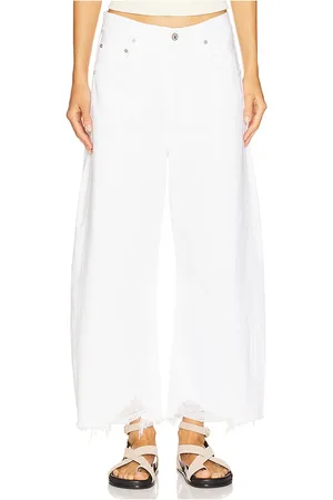 Citizens of Humanity Ayla Undone Hem Crop in . Size 24, 25, 26, 27, 28, 29, 30, 31, 32, 33.