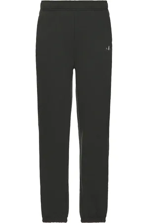 alo Accolade Sweatpant in . Size M, S, XL/1X.