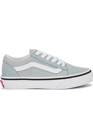 Vans Kids Old Skool in . Size 11, 11.5, 12, 12.5, 13.