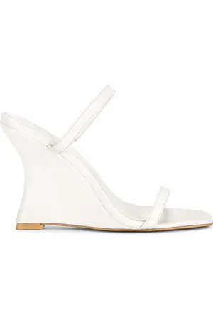 Raye Peretti Sandal in . Size 6, 7, 7.5, 8, 8.5, 9, 9.5.