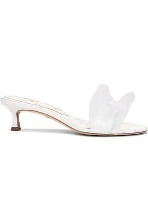 Sam Edelman Corrie Sandal in . Size 6, 6.5, 7, 7.5, 8, 8.5, 9, 9.5.