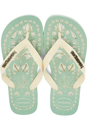 Havaianas Top Tropicalia Sandal in . Size 35/36, 41/42.