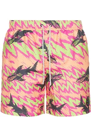 Maui and Sons Frenzy Classic Swim Trunks in . Size M, S, XL/1X.