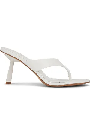 Raye Zaho Sandal in . Size 6, 6.5, 7, 7.5, 8, 8.5, 9, 9.5.