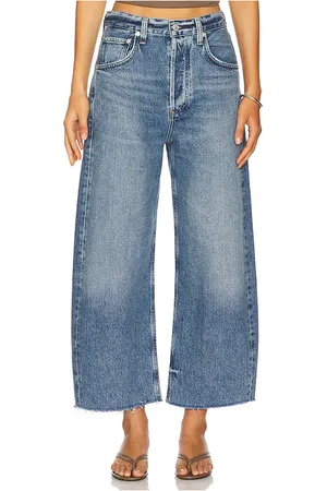 Citizens of Humanity Ayla Undone Hem Crop in . Size 24, 25, 26, 27, 28, 29, 30, 33, 34.