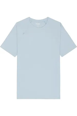 Rhone Reign Short Sleeve Tee in . Size M, S, XL/1X.