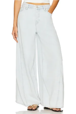 Free People Westward Demi Jean in . Size 25, 26, 27, 28, 29, 30, 31, 32.