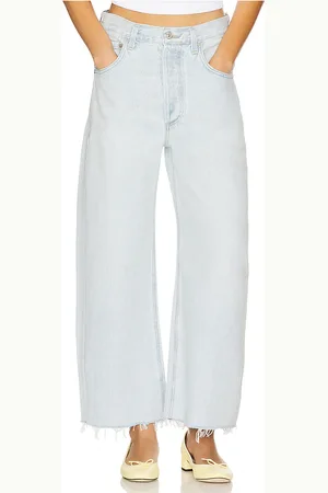 Citizens of Humanity Ayla Undone Hem Crop in . Size 24, 25, 26, 27, 28, 29, 30, 33, 34.