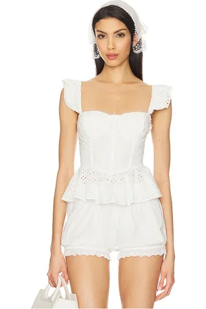 ASTR Baylin Top in . Size M, S, XL, XS.