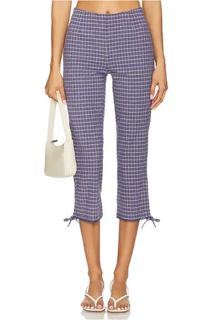 Free People Feeling Flirty Slim Capri Pant in . Size 2, 4, 6, 8.