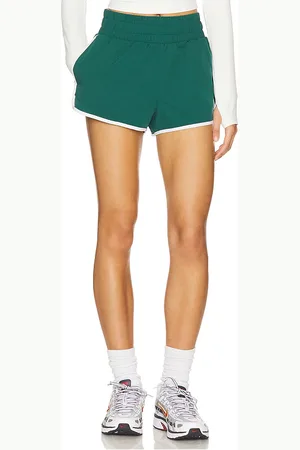 Varley Arlington Running Short 2 in . Size M, S, XL.