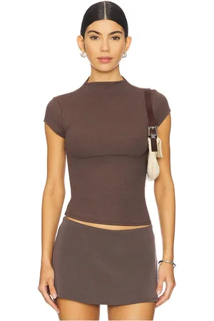 Geel Gem Tee in . Size M, XS.