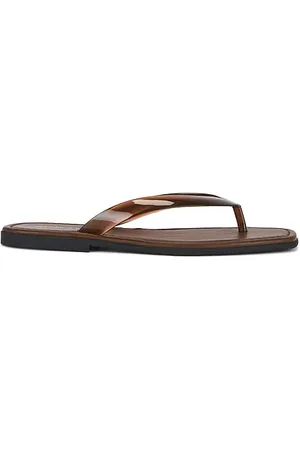 VERONICA BEARD Clea Sandal in . Size 7, 8, 9.