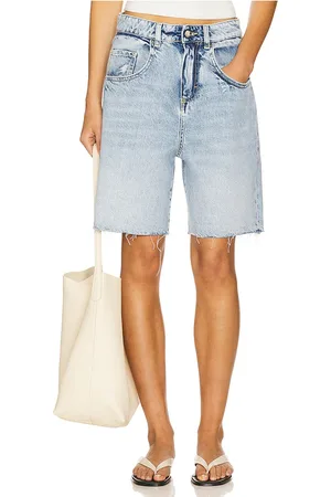 Icon Denim Lea Short in . Size 25, 26, 27, 28, 29, 30, 31, 32.