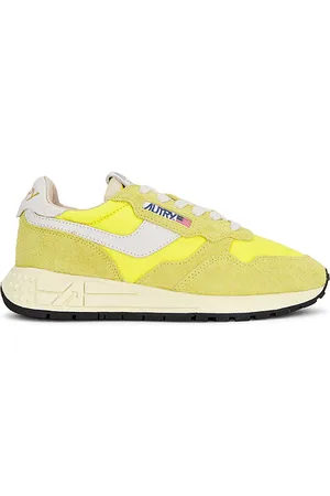 Autry Reelwind Sneaker in . Size 38, 39, 40, 41.