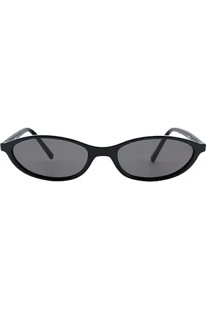 OTRA Hazel Sunglasses in .
