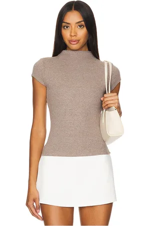 Geel Gem Cap Sleeve Top in . Size XL.