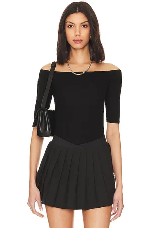 Michael Lauren Carleton Off Shoulder Top in . Size M, S, XL, XS.