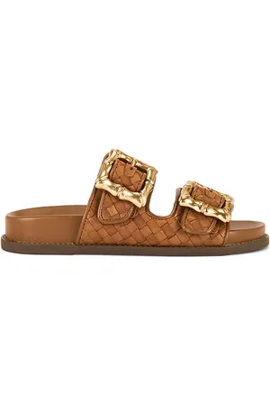 Schutz Enola Sporty Sandal in . Size 6.5, 7, 7.5, 8, 8.5.