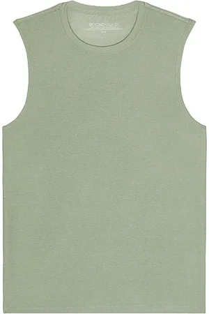 Beyond Yoga Featherweight Freeflo Muscle Tank in . Size M, S, XL/1X.