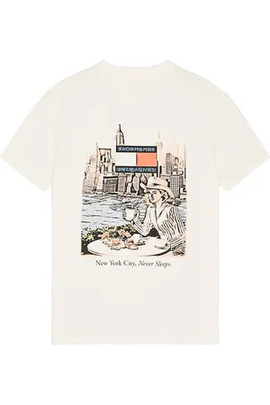 Tommy Hilfiger Novelty Tee in . Size M, S, XL/1X, XS.