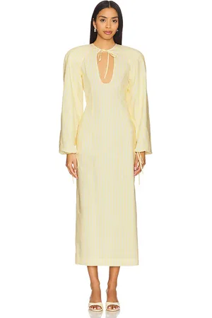Rowen Rose Keyhole Maxi Dress in . Size 36/2, 38/4, 40/6.