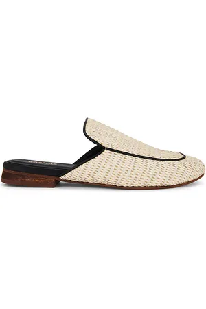 KAANAS Jaspe Mule in . Size 5.