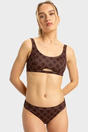 Roxy Womens Pro The Take Off Bikini Bottom - - Size M at Official Store
