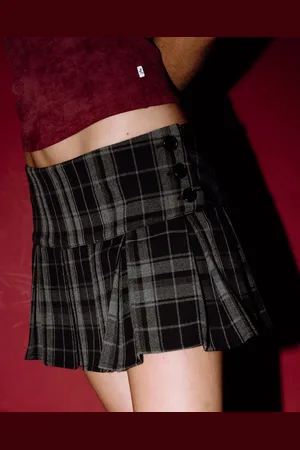 Rusty Plaidnani Low Rise Pleated Skirt