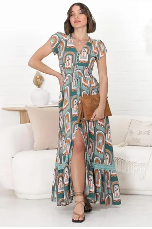 Jaase Romi Maxi Dress: Button Down Cap Sleeve Dress with Waist Tie in Emerald Arches Print
