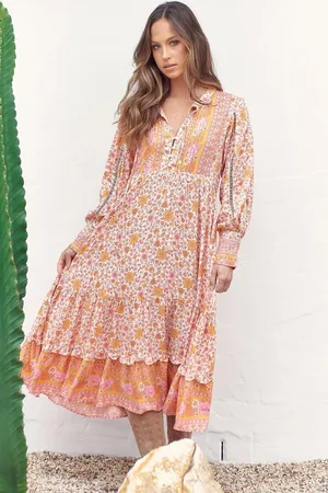 Jaase Nirvana Midi Dress: Mandarin Collar with Buttoned Bodice in Amor Print